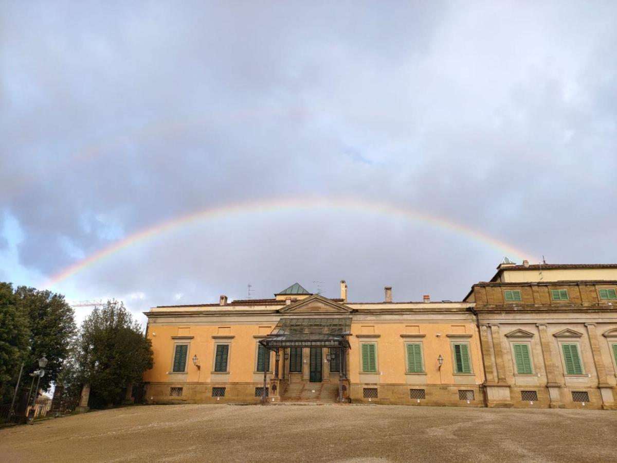 Spazioso, Luminoso A 10 Min Ponte Vecchio E Palazzo Pitti , Ideale Per Coppie E Famiglie Florença Exterior foto